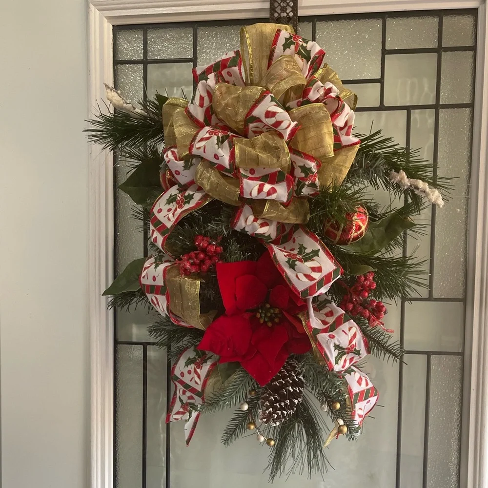 **NWT Poinsettia Swag Holiday Christmas Front Door Decor